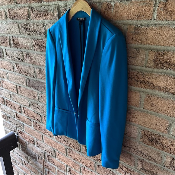 BEBE | Blue tuxedo style shoulder pad vintage spring summer designer blazer - Picture 3 of 16
